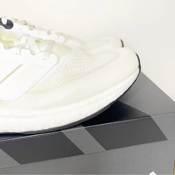 Adidas Mens Ultraboost Made To Be Remade size 13 Running Shoes